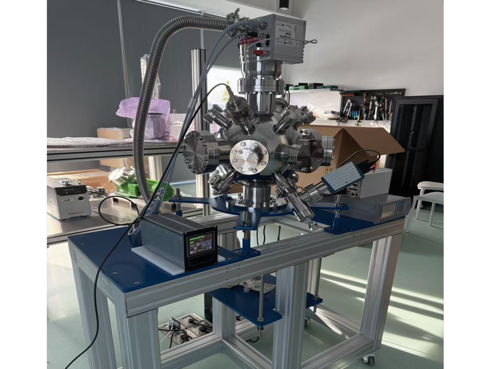 Home Ultra-high vacuum calibration system